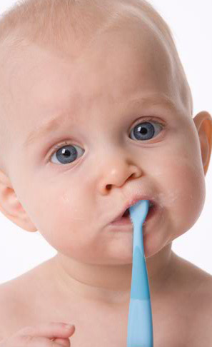 AAP Recommends Fluoride As Soon As Teeth Appear