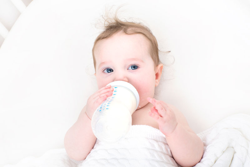 Formula Fed Babies More Likely to Be Exposed to This Poisonous Substance